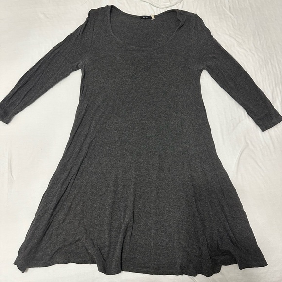 BDG 3/4 length sleeve tshirt dress - Picture 1 of 2